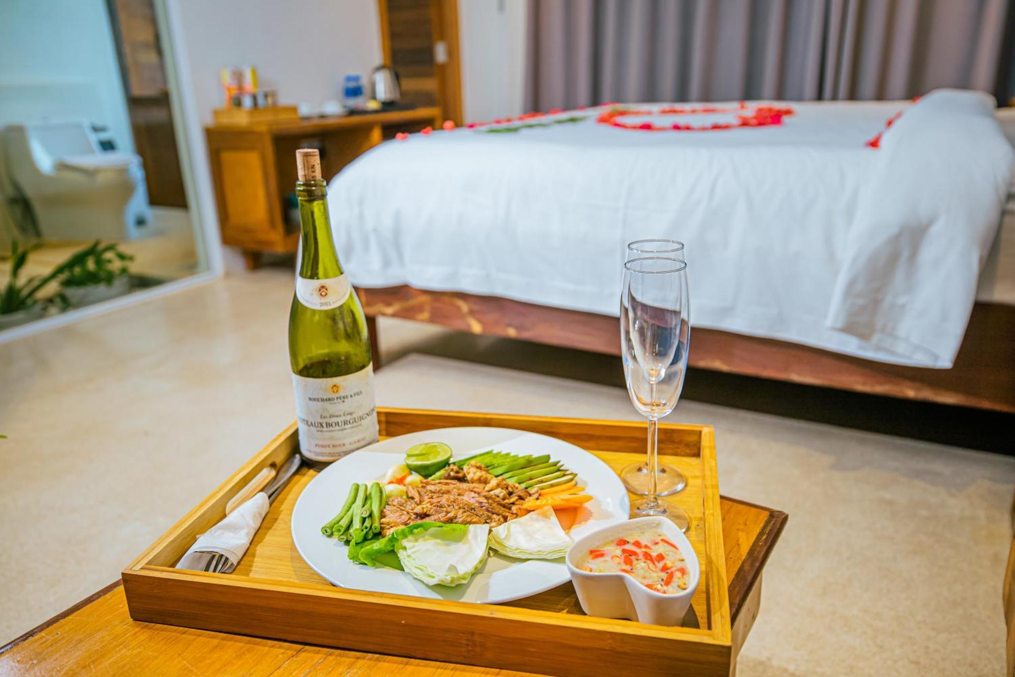 The B Resort Kampot Exterior photo